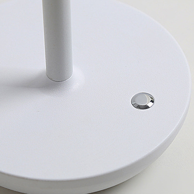 Aurelia Noire - Rechargeable Wireless Table Lamp with Built-in LED Lighting and Battery Kalsten