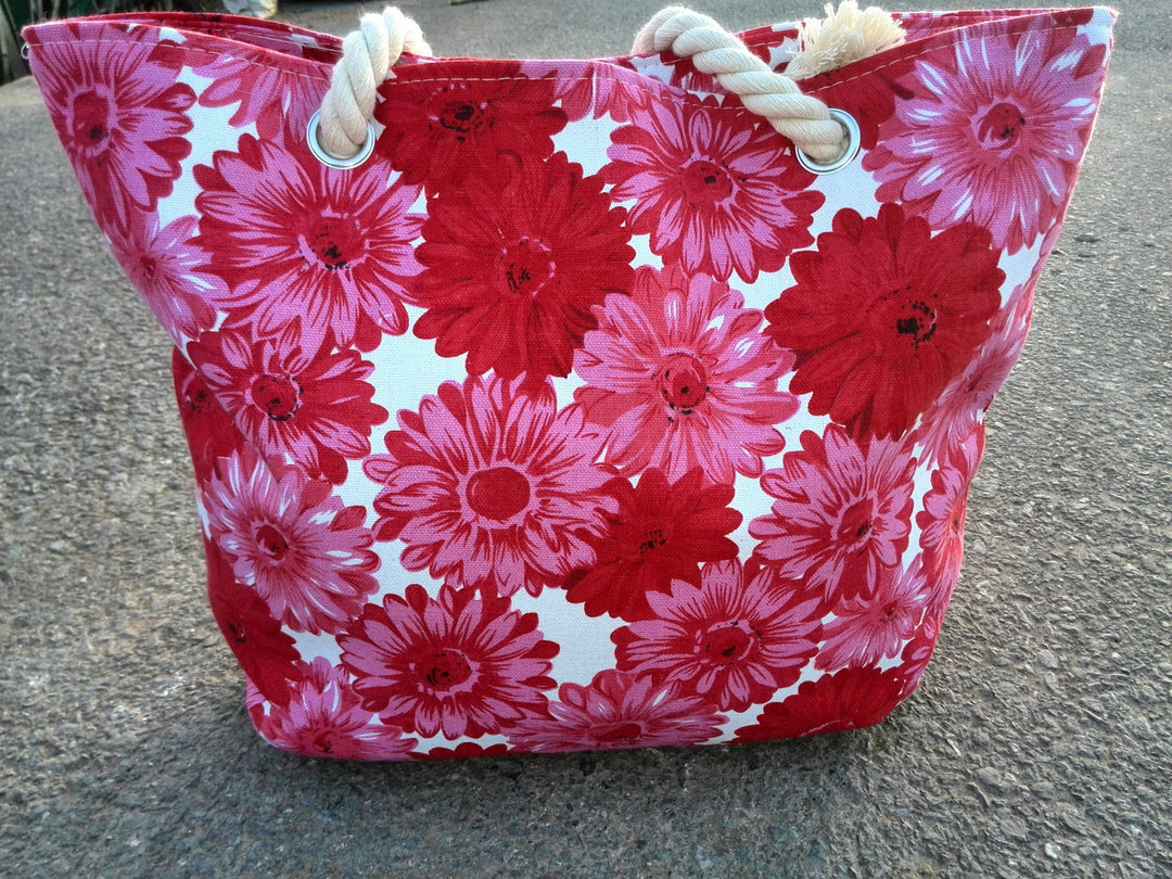 Beach bag with floral motifs and sturdy rope handles Kalsten