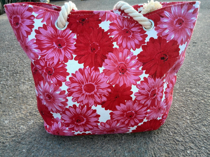 Beach bag with floral motifs and sturdy rope handles Kalsten