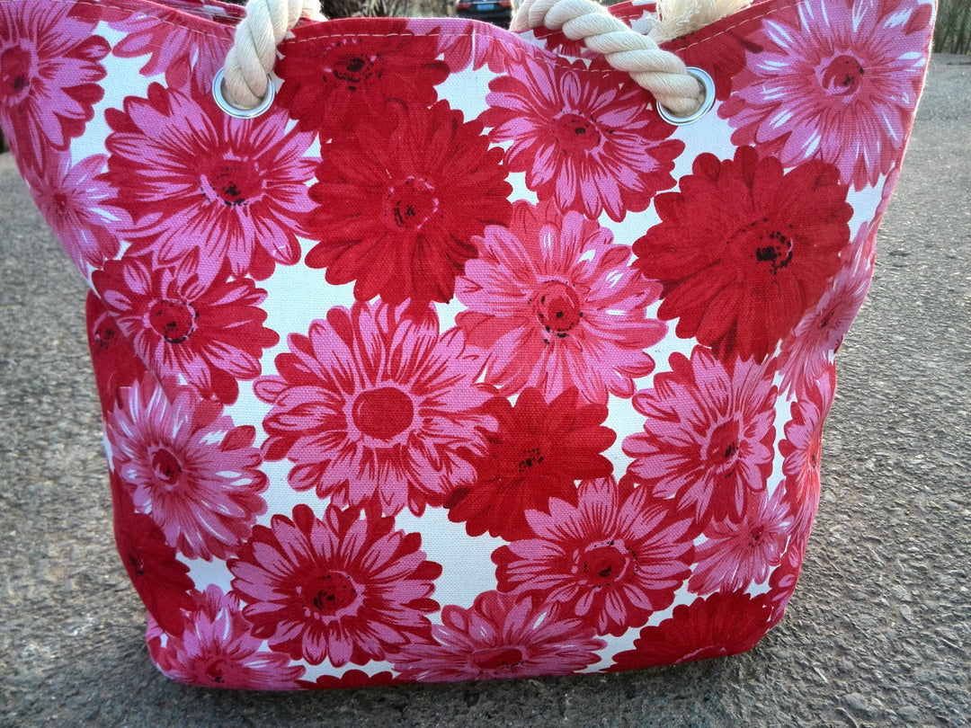 Beach bag with floral motifs and sturdy rope handles Kalsten