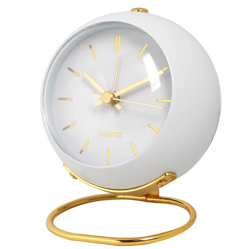 Kalsten | Minimalistic round table clock