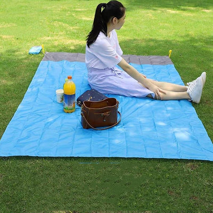 BowLift | Sandproof Lightweight Beach Blanket