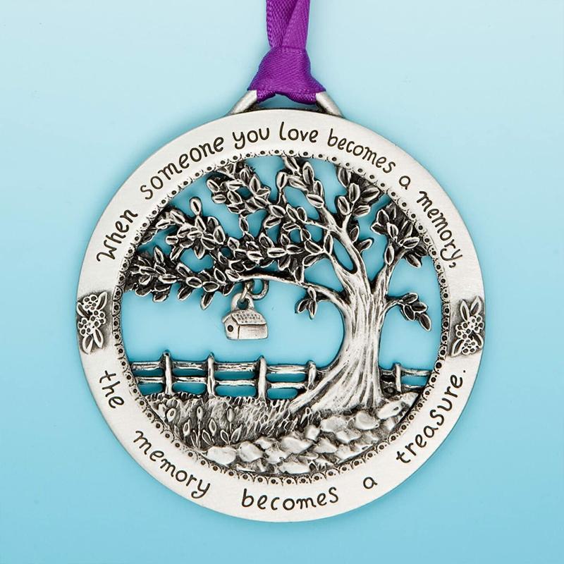 "When someone you love becomes a memory" - Solemn Christmas remembrance | Kalsten