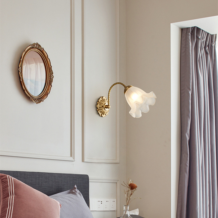 VintageGlow – Retro Glass Wall Light for Atmosphere | Kalsten