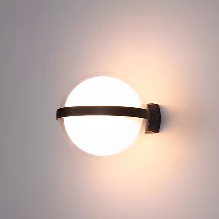 Creative Round Up and Down Light LED Waterproof Outdoor Wall Lamp | Kalsten