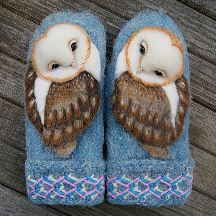 Kalsten | Hand Knitted Wool Nordic Mittens With Owls