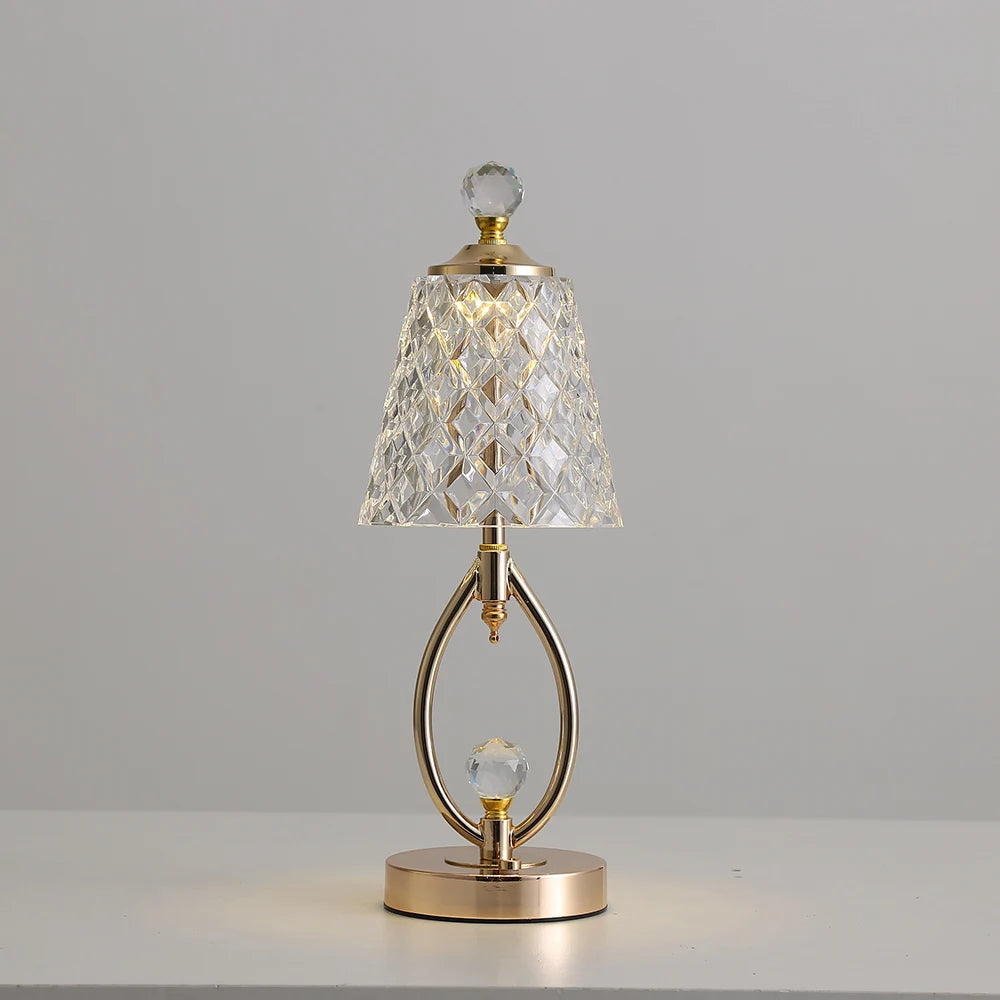 Vintage Crystal Table Lamp - Elegant Vintage Crystal Table Lamp for a Charming Atmosphere Kalsten