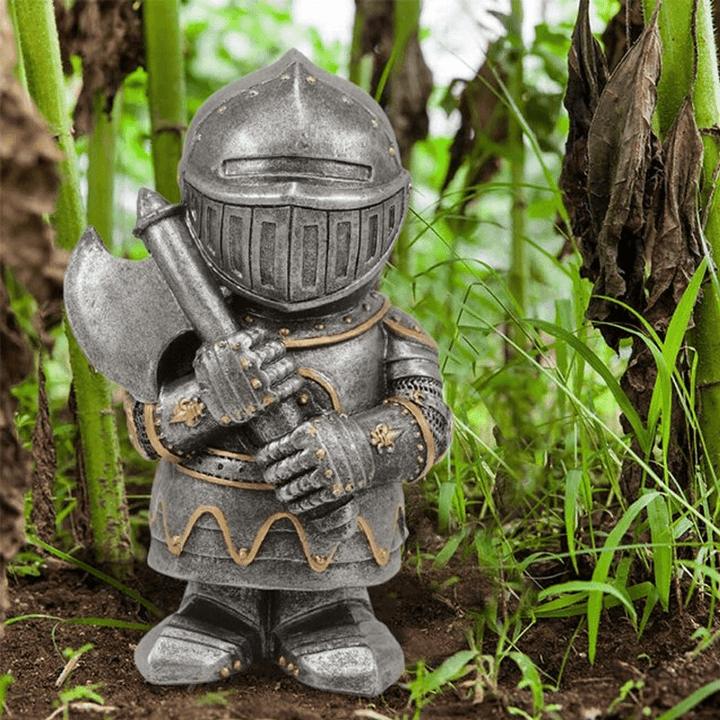 Kalsten | Garden Gnomes Guard