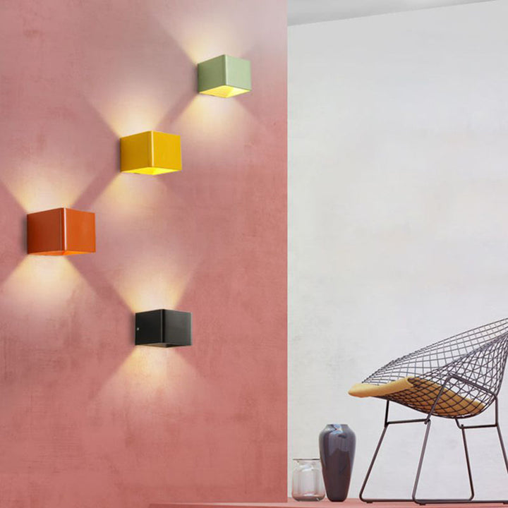OrrSquare – Modern square wall lamp for stylish lighting | Kalsten
