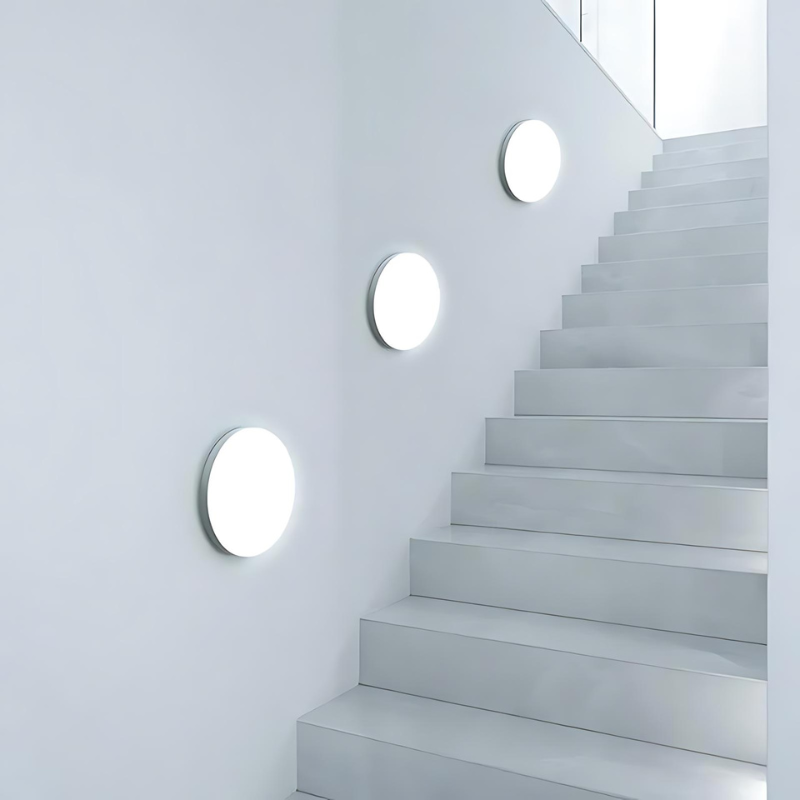 Moisture-resistant LED wall light with modern design for outdoor areas