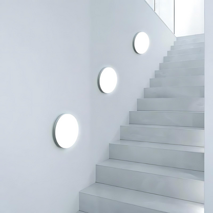 Moisture-resistant LED wall light with modern design for outdoor areas