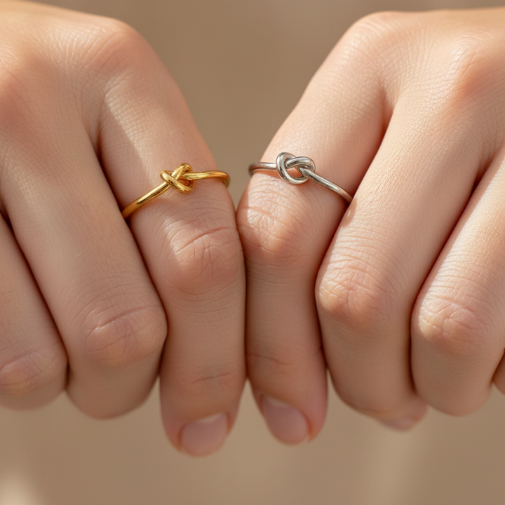 Kalsten | Dainty Heart Knot Bond Ring