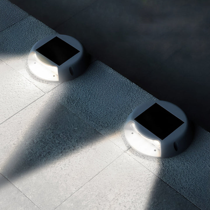 Wall Protected Flush Mount-On-Step Lights Solar LED Stairway Landscape Lighting | Kalsten