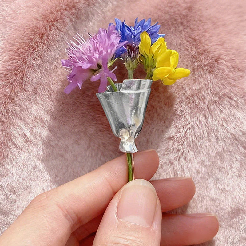 Kalsten | Bouquet Brooch