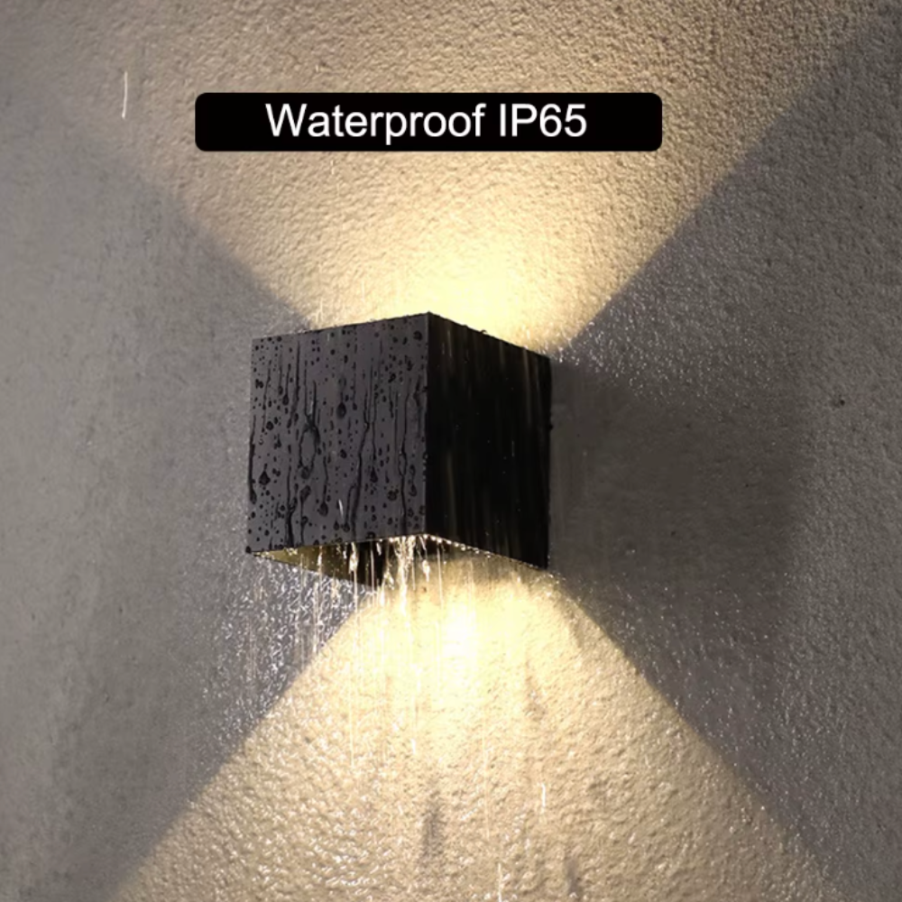Adjustable Waterproof Outdoor Wall Sconce