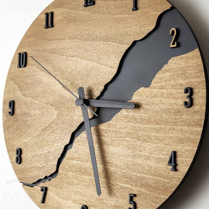 Surrealistic Wall Clock - Artistic Time Indication in Black Kalsten