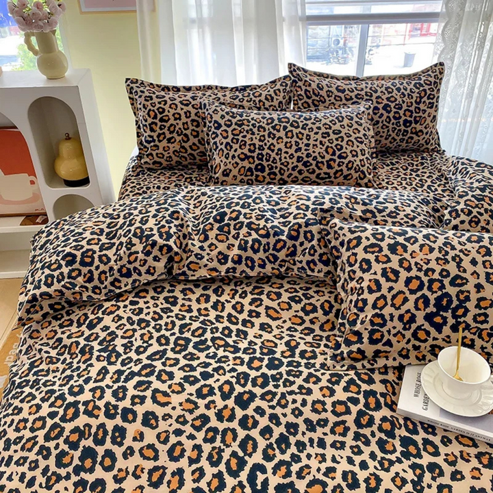 Kalsten | Luxury Duvet Cover with Leopard Print