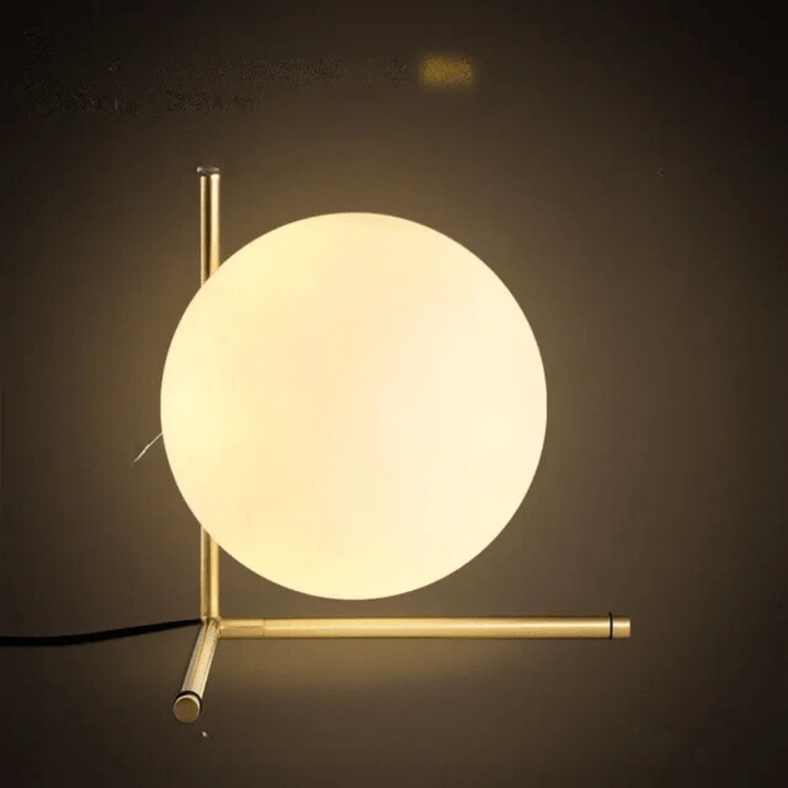 Kalsten | Elegant Glass Lamp with Subtle Glow