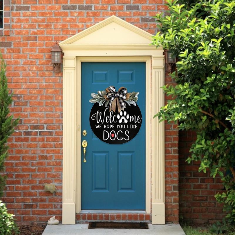 Wooden Welcome Panel on Animals | Kalsten