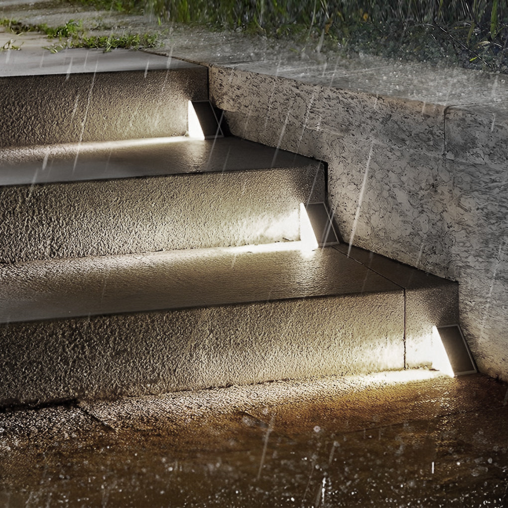 Triangle Automatic Charging Wire-Free Waterproof LED Solar Modern Step-Mounted Lights | Kalsten