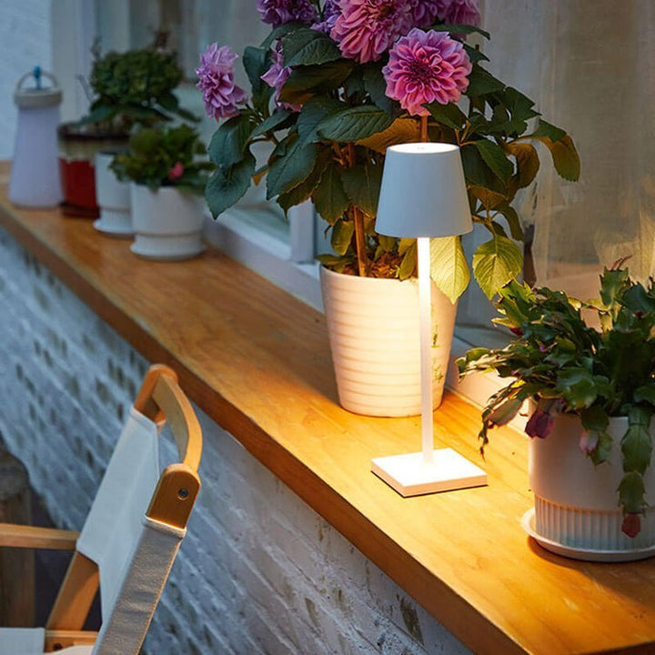 LuxeLamp Illuminate your space with elegance | Kalsten