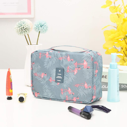 Skanto | TravelEase Toiletry Bag | Water-Repellent and Organized | Travel