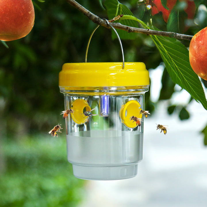 Solar powered wasp trap with LED lure | Kalsten