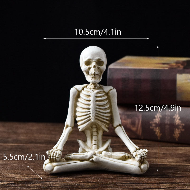 BowLift | Halloween Figurine – Resin Ornament in Vintage White or Black