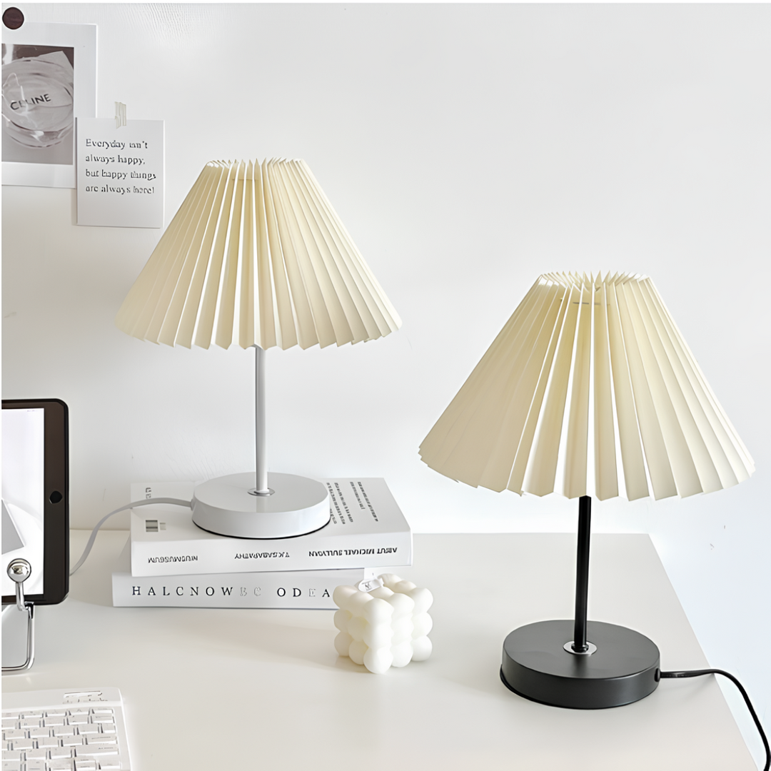 Pleatique Table Lamp | Kalsten
