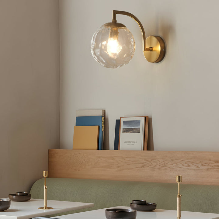 LED Wall Sconce Light – Modern Curved Arm Ribbed Glass Globe (26x15cm / 10.2x5.9in) | Kalsten