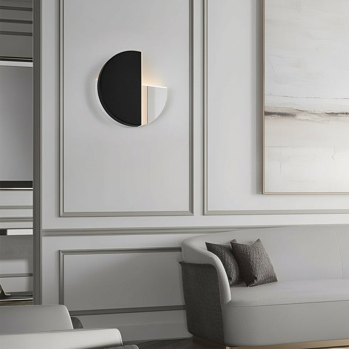 LED Wall Sconce – Circular 350° Rotatable Black Acrylic (Integrated LED & 23cm) | Kalsten