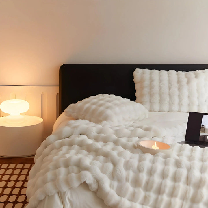 Luxurious Fluff Bubble - Blanket for Ultimate Comfort Kalsten