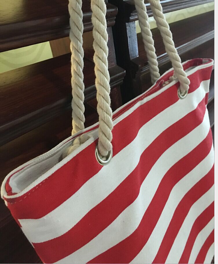 Durable beach bag with sturdy rope handles Kalsten