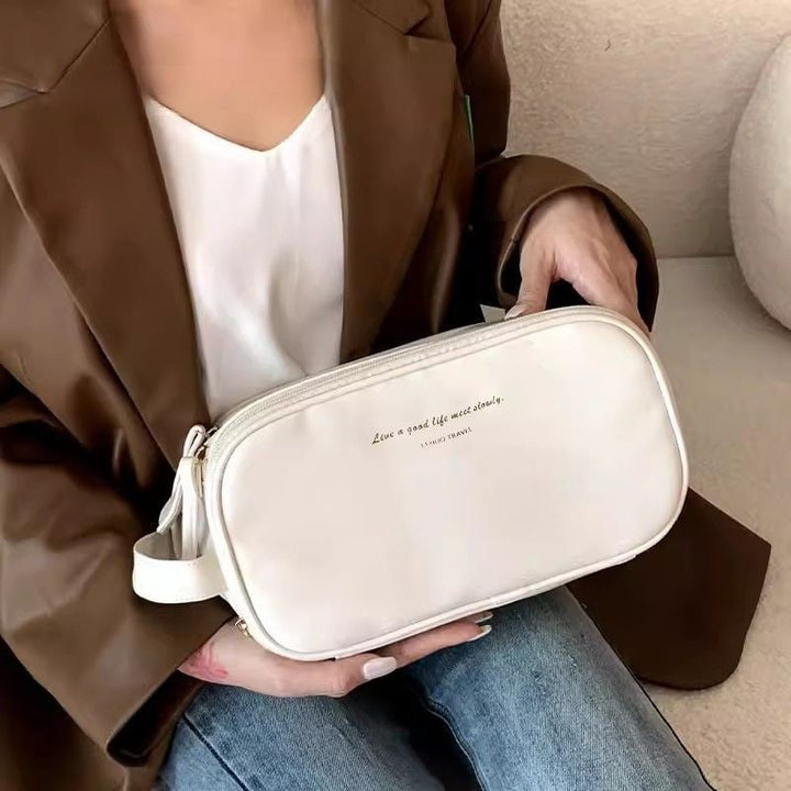 Portable cosmetics bag with large capacity | Kalsten