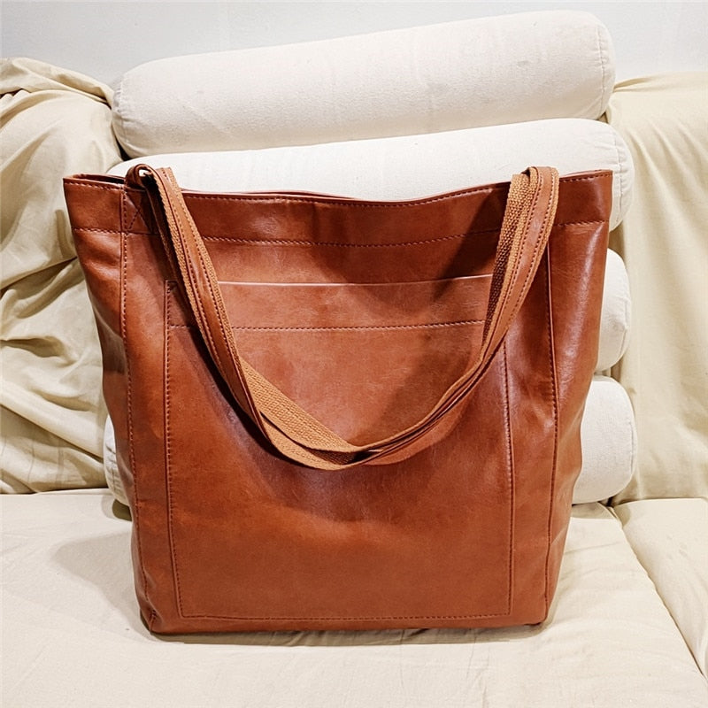 Skanto | Don't Just Carry a Bag — Feel the Power of Perfect Organization and Timeless Style Everywhere You Go!