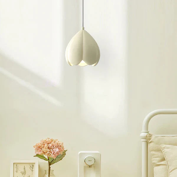 French Style Creamy Hanging Lamp Rustic Nature-Inspired Design Pendant Light | Kalsten