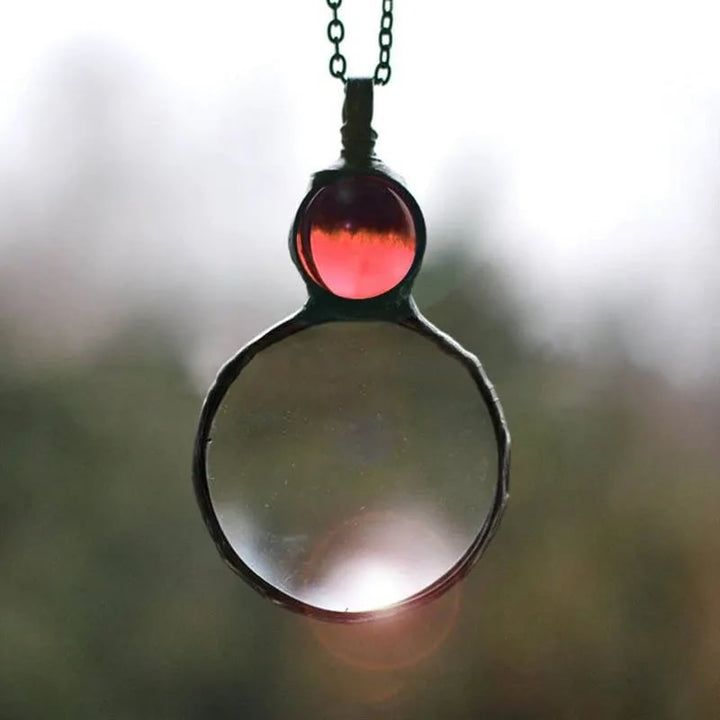 Kalsten | Necklace with magnifying pendant