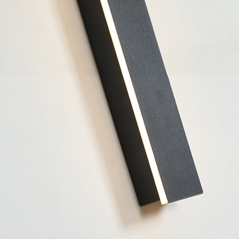 Modern Waterproof Outdoor LED Wall Lamp