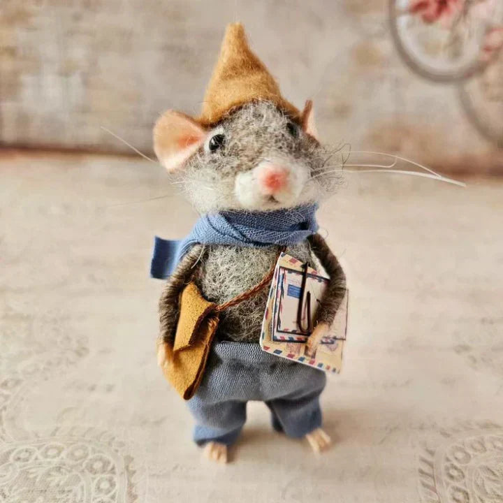 Kalsten | Handmade felt mouse | Christmas decoration & gift idea | Needle felted from wool & fabric | Sustainable