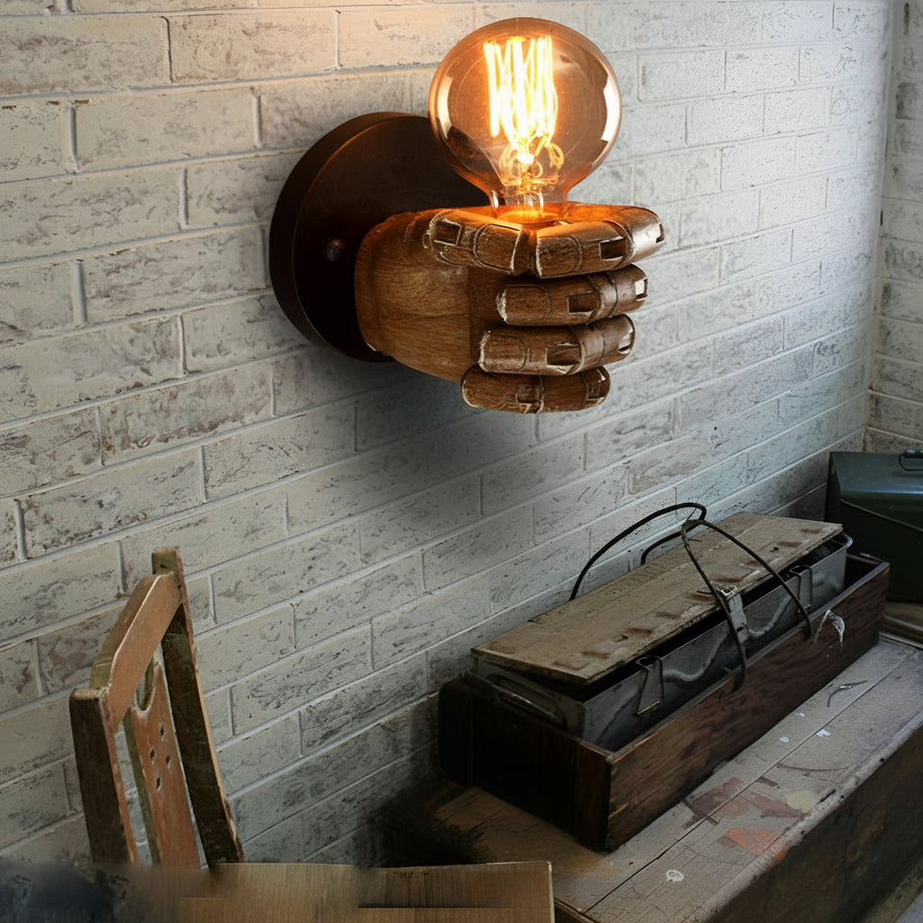 Retro Industrial Fist Wall Sconce – Creative Hand-Shaped Art Deco Wall Lamp - E27, Black | Kalsten