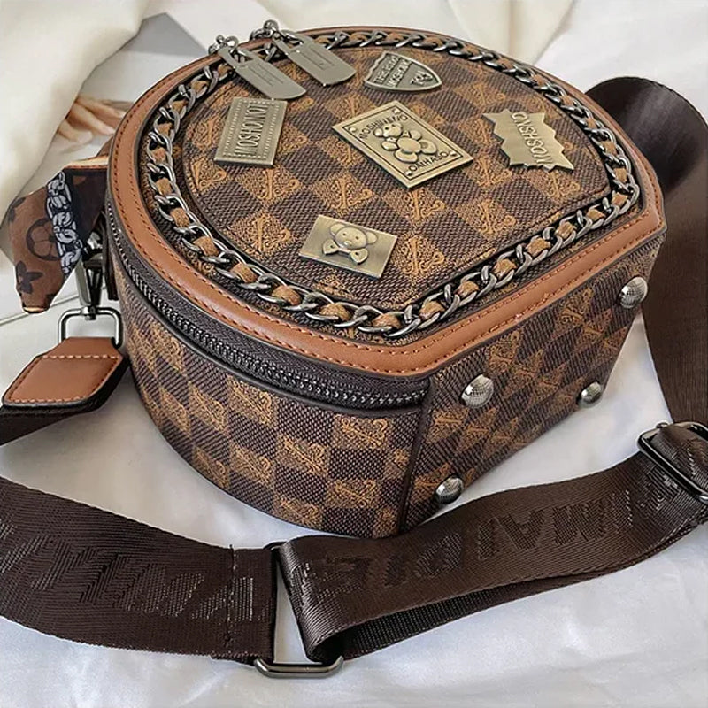 Fashionable Retro Bear Badge Shoulder Bag | Kalsten
