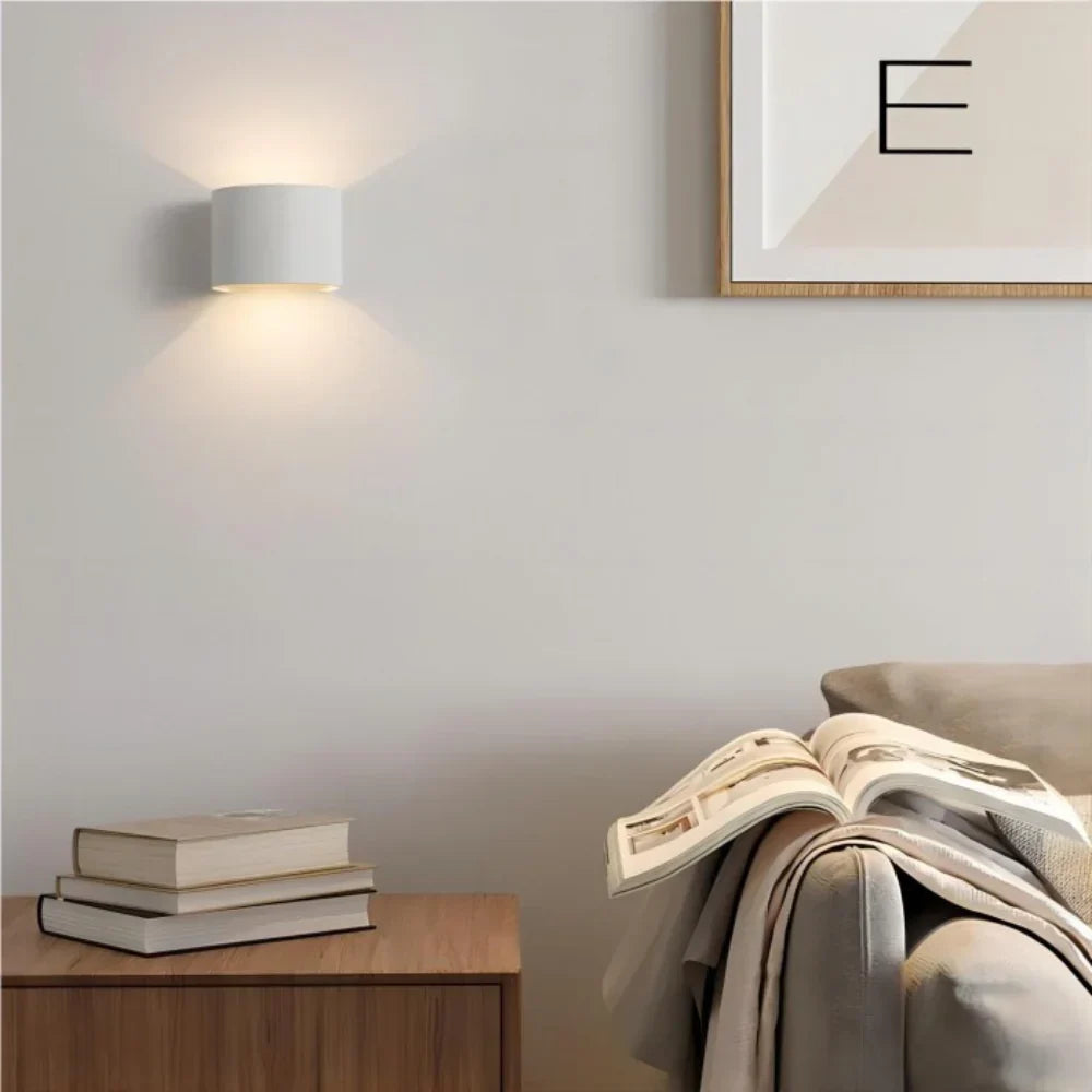 Lumière Royale - Stylish modern LED cube wall lamp (White) Kalsten