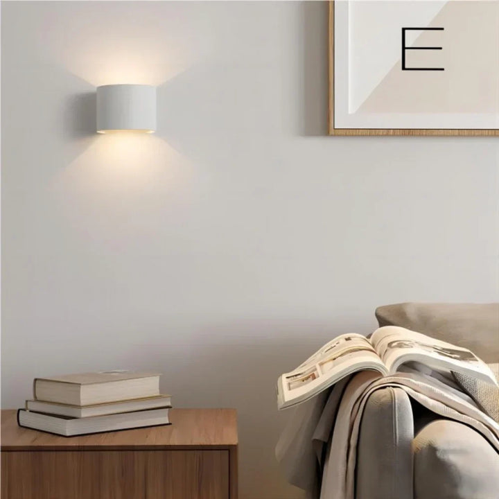 Lumière Royale - Stylish modern LED cube wall lamp (White) Kalsten