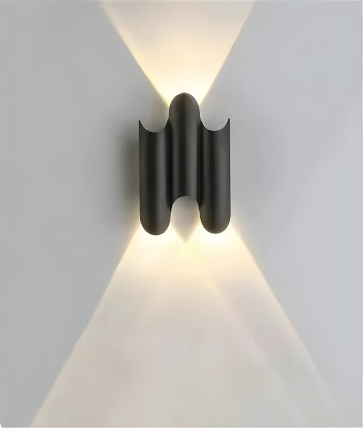 VerandaShine Light – Modern waterproof outdoor wall lamp | Kalsten