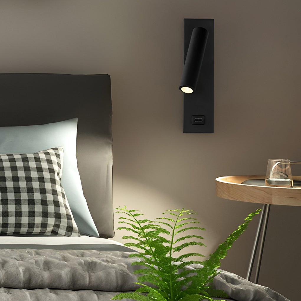 ArtiLicht Luxury Wall Lamp with Adjustable LED and USB Charging Port Kalsten