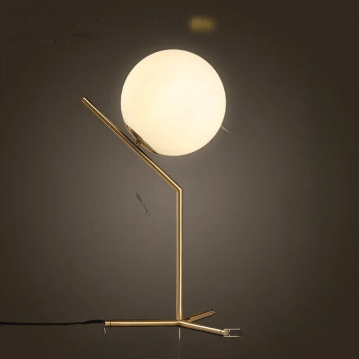 Kalsten | Elegant Glass Lamp with Subtle Glow