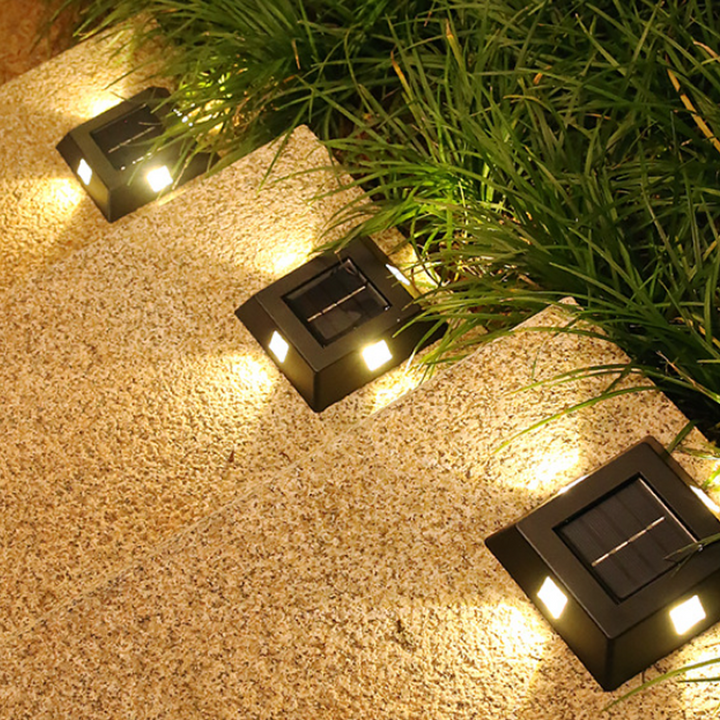 Solar Wall-Mounted Pathway Light | Kalsten