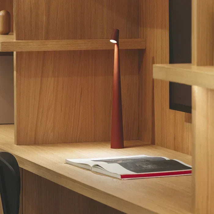 LuminEssence Glow Sculpting Table Lamp | Kalsten
