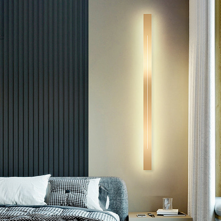 Modern LED Wall Lamp - LumièreGold | Kalsten
