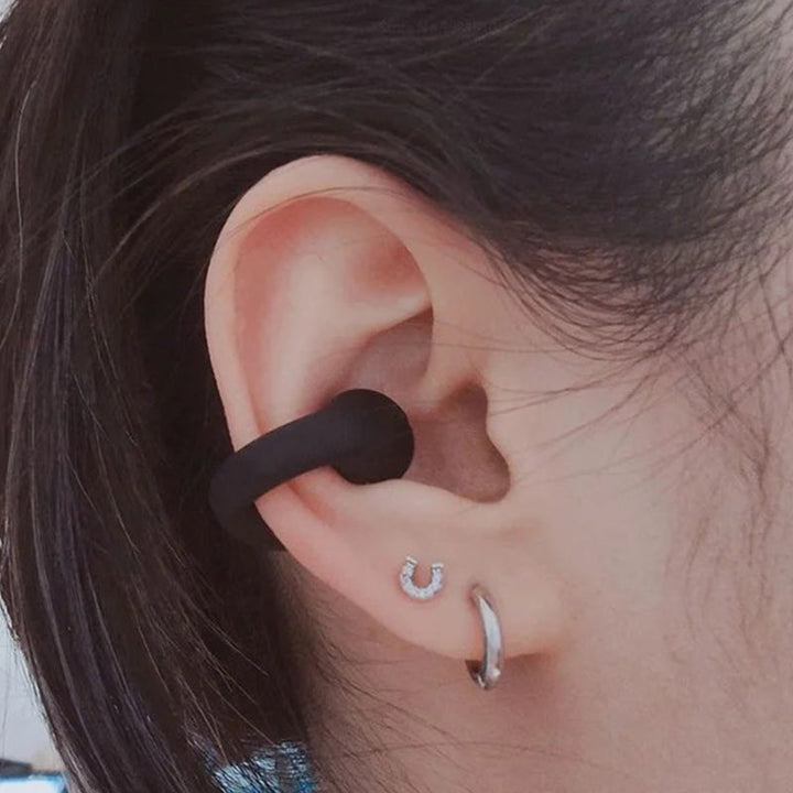 Bone conduction headphones with wireless ear clip | Kalsten